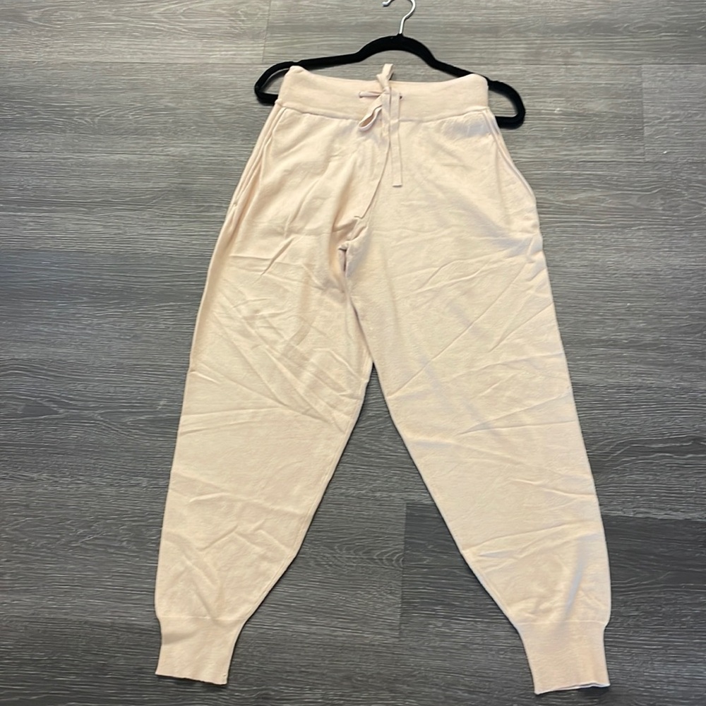 NWT & Harmony women’s jogger pants, size small, color light beige